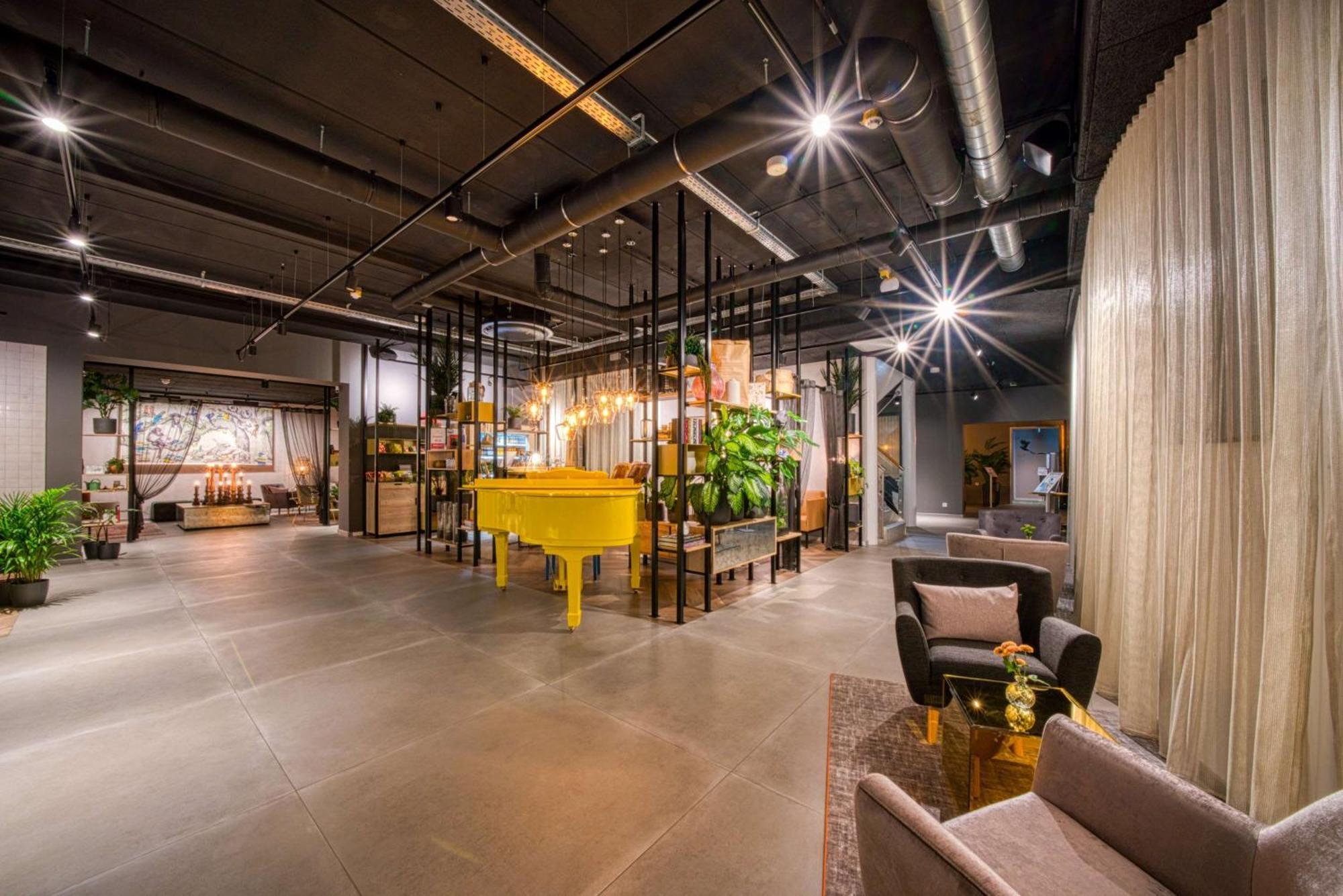 Ninetynine Amsterdam Airport Hotel